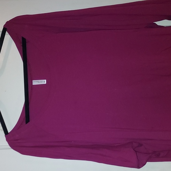 Top - Picture 2 of 2